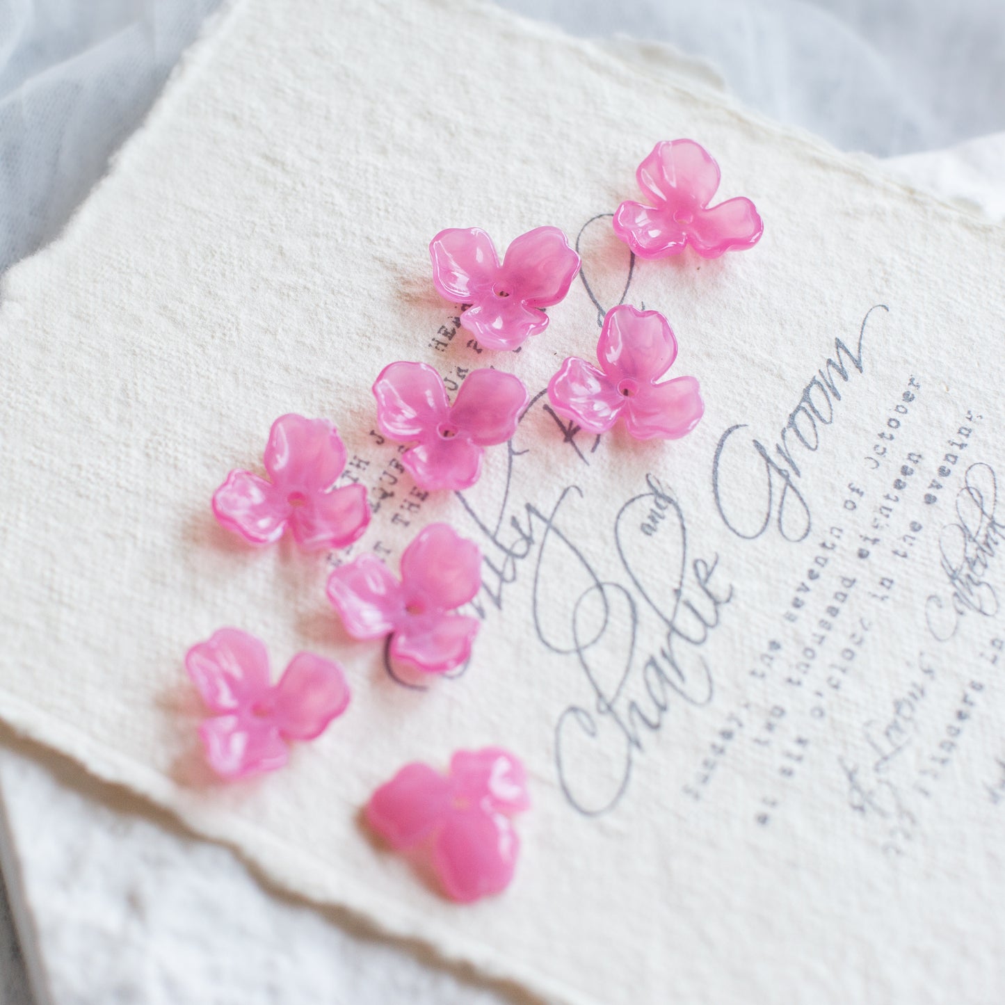 *6個* 樹脂フラワービーズ ピンク フラワーチャーム フラワーカボション PS-0058