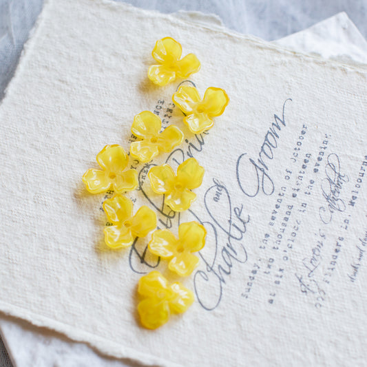 *6個* 樹脂フラワービーズ イエロー  フラワーチャーム フラワーカボション PS-0059